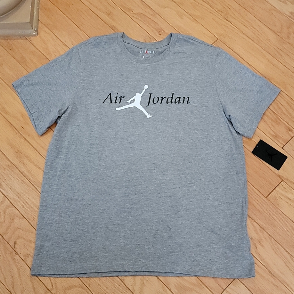 NWT Men's Jordan tee